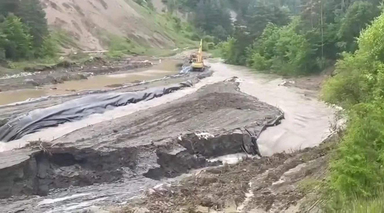Salina Praid se confruntă cu un risc major de prăbușire FOTO: Captură video
