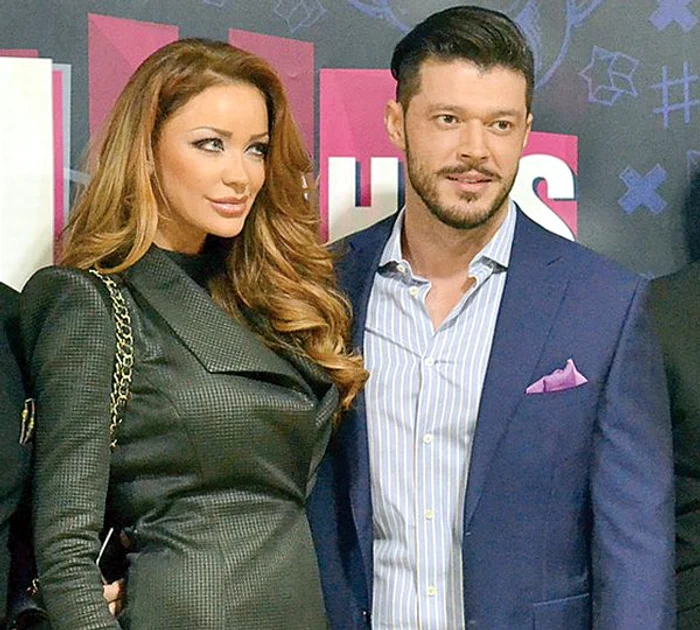 
    Victor şi micuţa Sofia la scurt timp după naşterefoto: captură video  