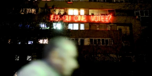 mesaj balcon eu cu cine votez