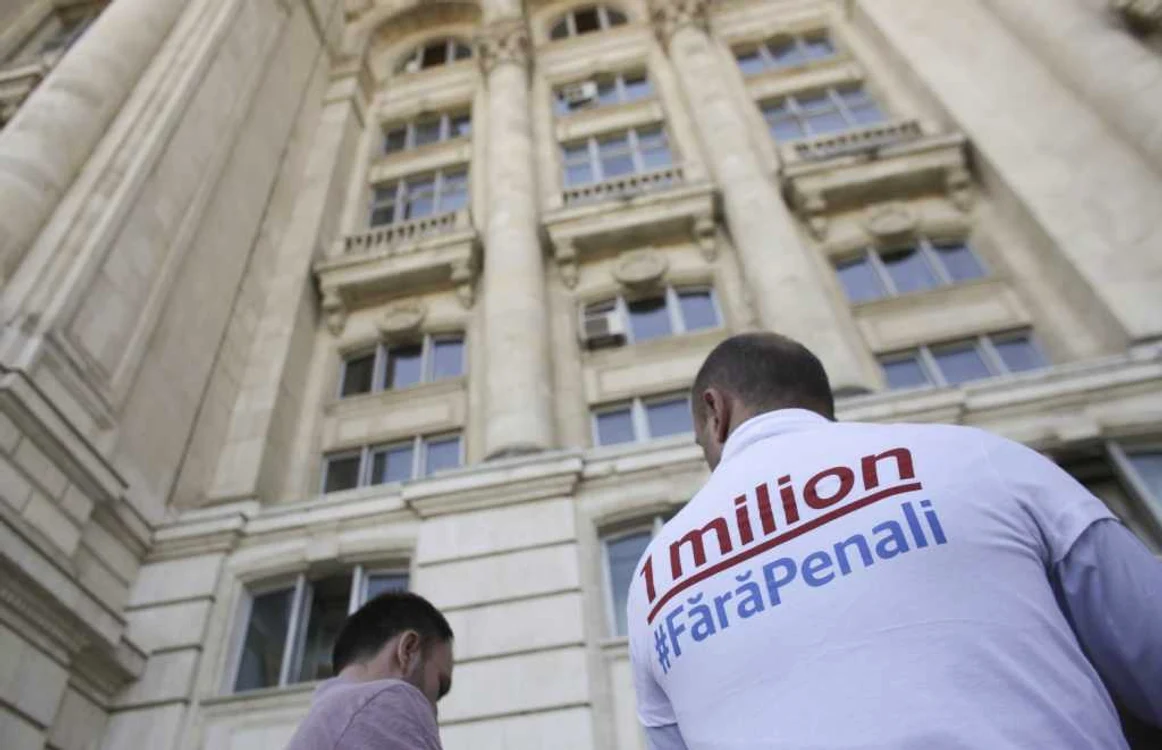 USR propune organizarea referendumului „Fără Penali în funcţiile publice“ odată cu alegerile parlamentare