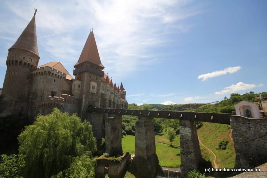 Castelul Corvinilor. FOTO: Daniel Guţă. ADEVĂRUL. 11