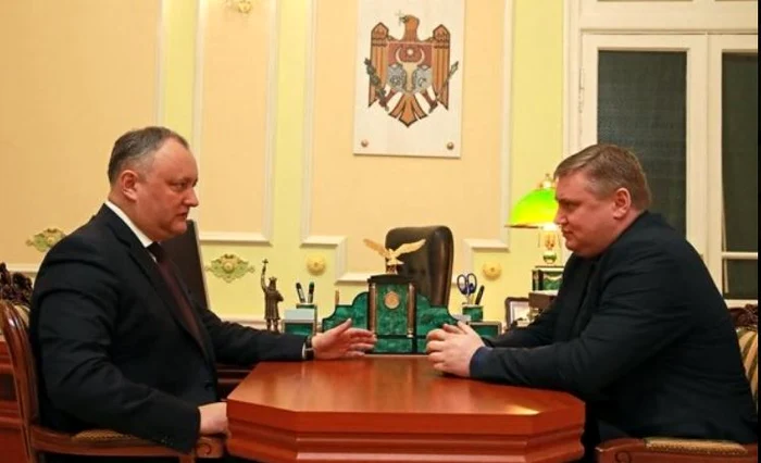 Oleg Horjan alaturi de fostul presedinte moldovean Igor Dodon FOTO Twitter