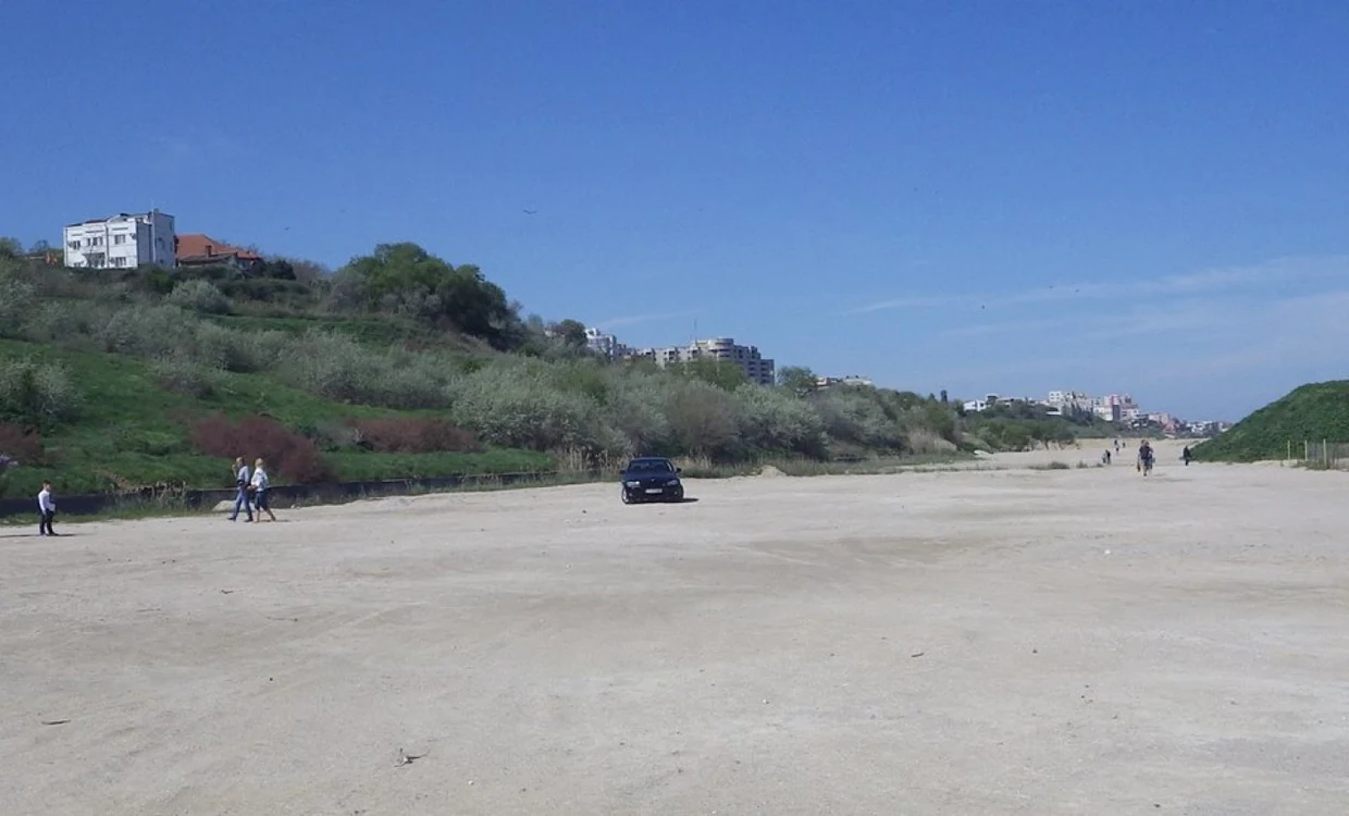 masini plaja