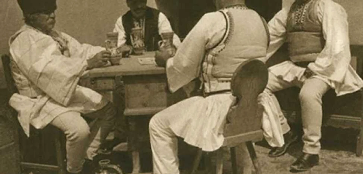 Statistic cantitatea de alcool consumată de ţărani depăşea 12 litri pe an în 1900.