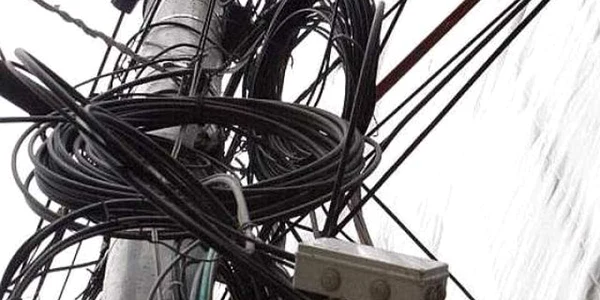 Cablul telefonic e la mare căutare printre hoţi