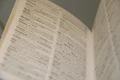 Dictionar FOTO Shutterstock
