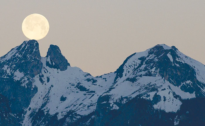 Elvetia. Vârfurile Les Jumeles, Fenalet-sur-Bex