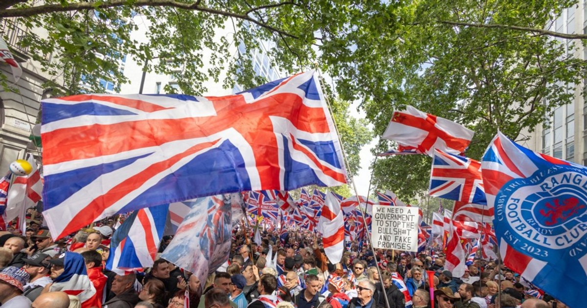 Manifestații de amploare la Londra: 4.000 de polițiști mobilizați pentru marșul Unite the Kingdom și unul pro-palestinian