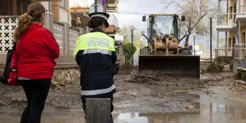 Şase persoane au murit în urma inundaţiilor din sudul Spaniei