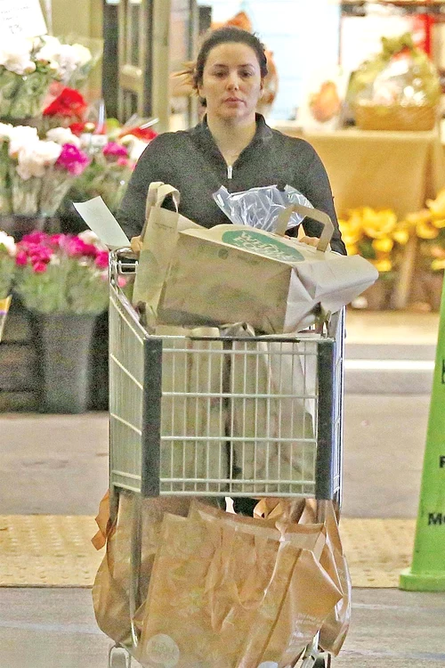 Eva era de  nerecunoscut