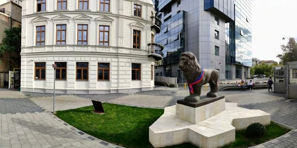 Clădirea complexului Laude Reut   Foto Google Maps, Laude Reut jpeg