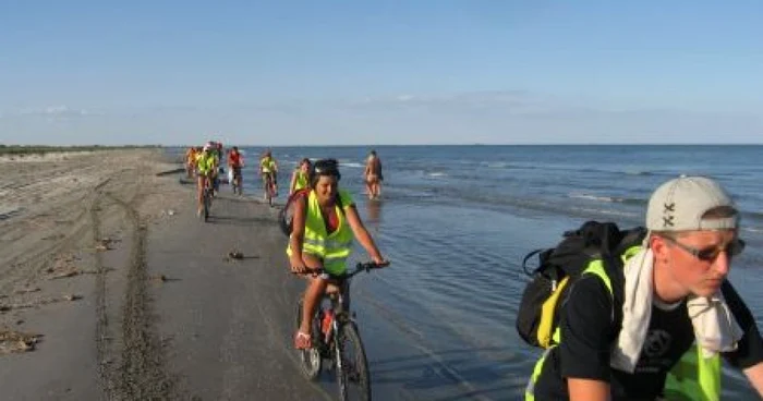 Cluj: Au traversat  ţara pe biciclete