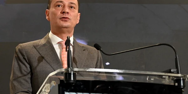 Primarul Sectorului 4, Daniel Băluță FOTO primaria sectorului 4 jpg