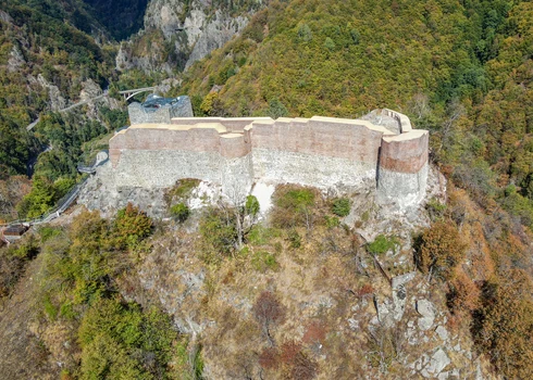 Cetatea Poienari fotografiata din drona FOTO CJ Arges (2) png