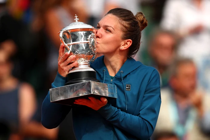 
    Simona Halep a cucerit titlul de la Roland Garros în 2018Foto: Guliver/ GettyImages  