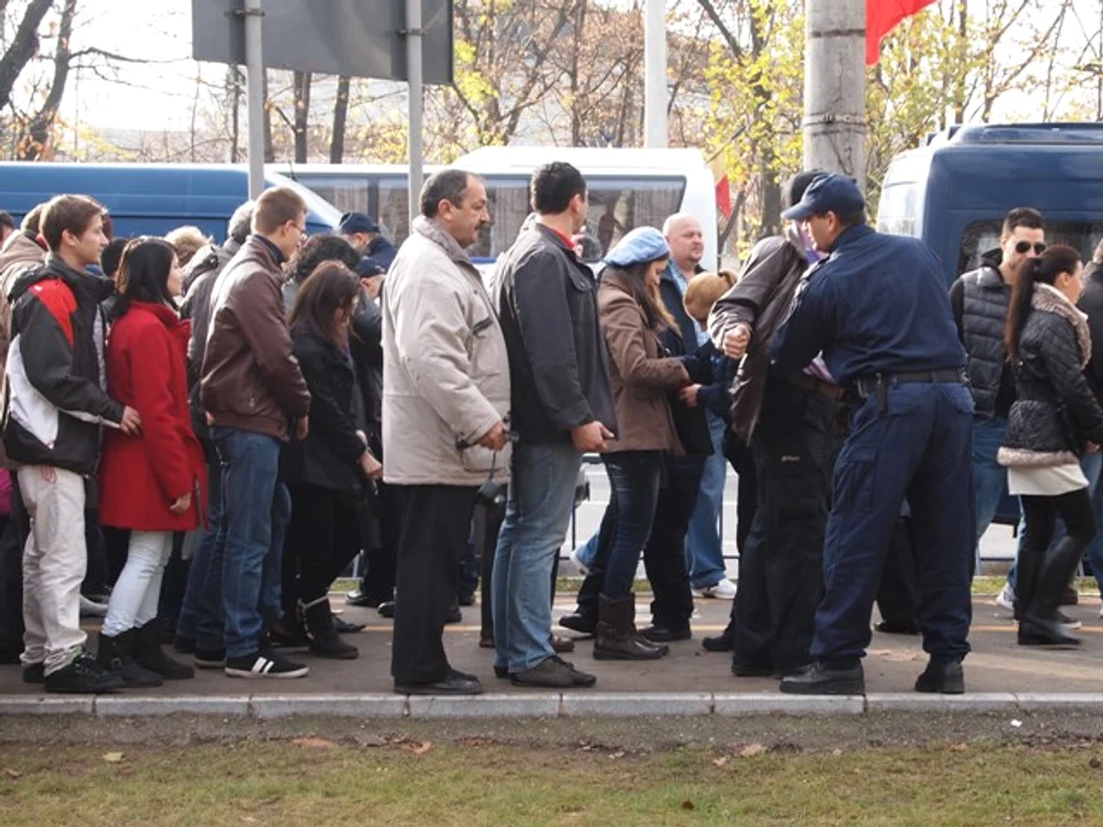 Nimeni nu a scăpat neverificat