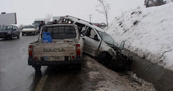 Accident cu două victime