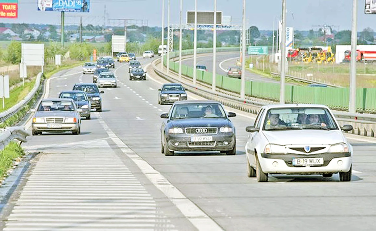 
    România are, în  prezent, peste  700 km de  autostradă  