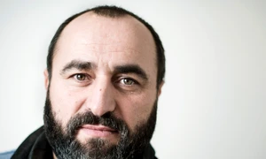 Umorul este ingredientul unei bune ars moriendi – interviu cu Costică BRĂDĂŢAN jpeg