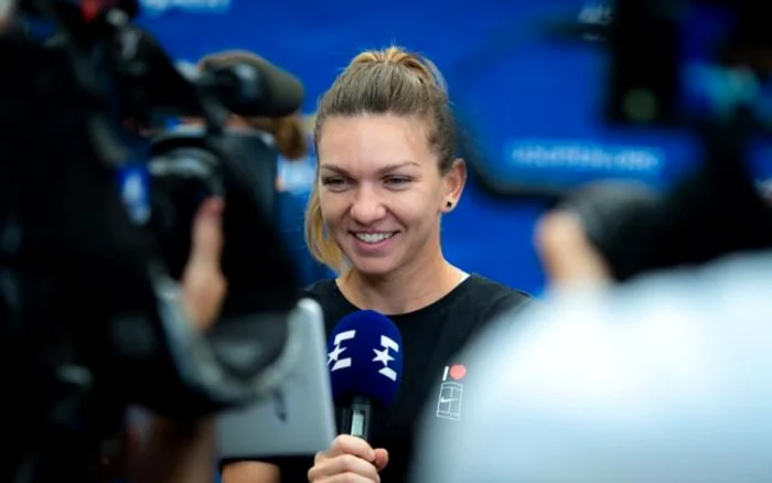 Simona Halep a explicat că momentul căzăturii, în timpul primului set, n-a lăsat urme în jocul ei