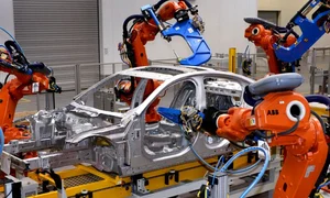 fabrica auto roboti semiconductori