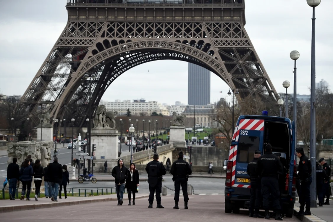 Autoritățile franceze au sporit măsurile de securitate din Paris după atacurile teroriste recentefoto: Getty