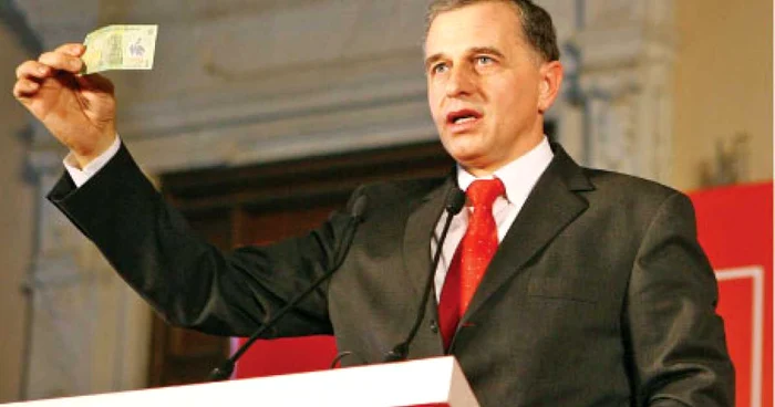 Mircea Geoană ar putea fi nevoit să explice cum a cheltuit banii partidului