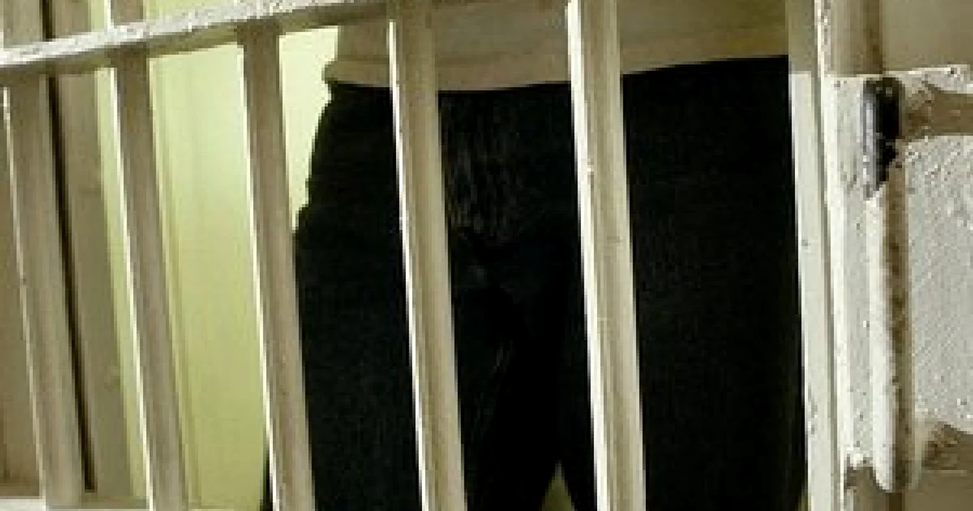 Arad: Bărbat urmărit, încarcerat în penitenciarul din Arad