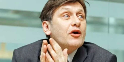 Crin Antonescu, preşedintele PNL