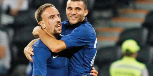 Martin (dreapta) a avut nevoie de câteva minute pentru a da două goluri şi o pasă de gol