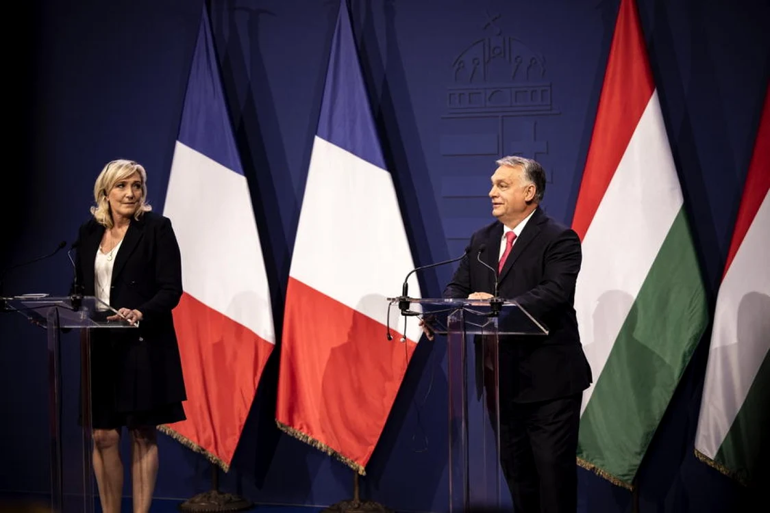 Marine Le Pen şi Viktor Orban în cadrul conferinţei de presă de la Budapesta FOTO EPA-EFE