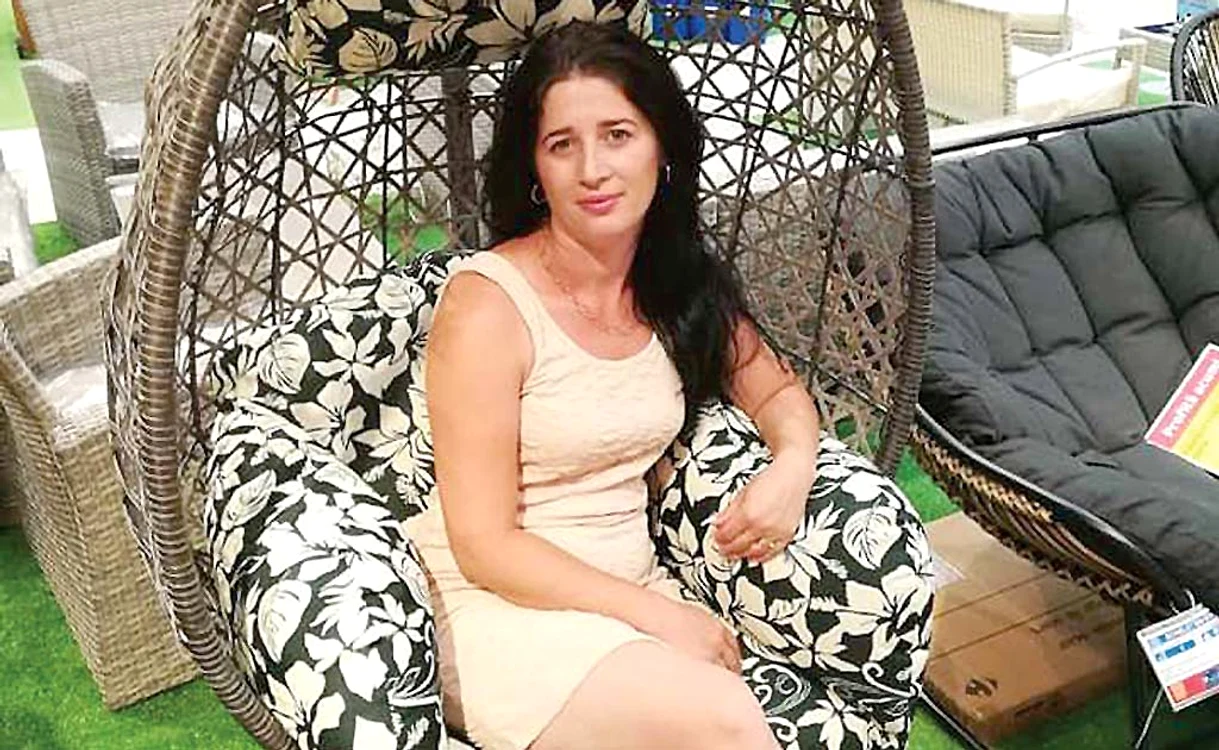 
    Tânăra de 34 de ani a ajuns la o clinică din străinătateFoto: Arhivă personală  