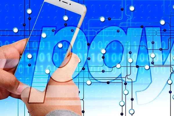 Doar clienții cu smartphone Android pot utiliza aplicația CEC Pay