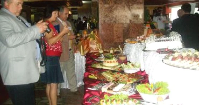 Râmnicu Vâlcea: Operatorii din turism şi-au prezentat ofertele pe 2010