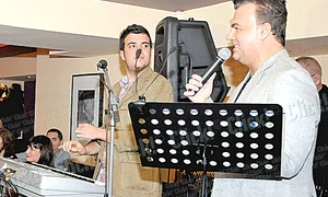 Enache a cântat  toată seara în  cârciuma Iulianei jpeg