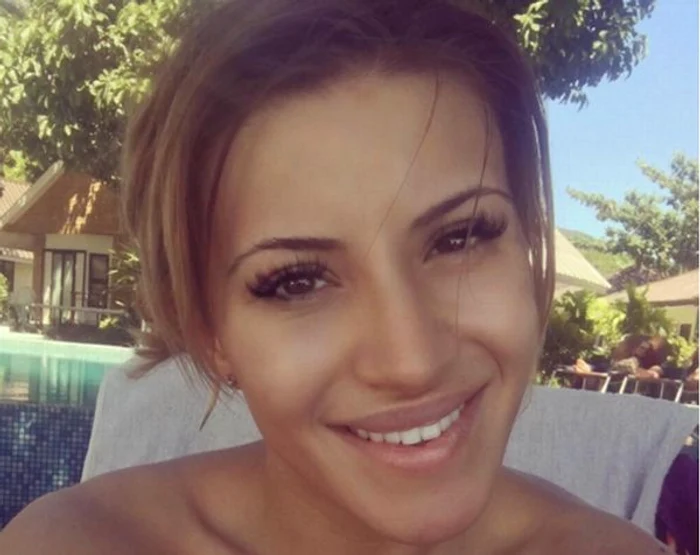 
    Nicoleta întoarce multe priviri pe plajele din Thailandafoto: arhiva personală  