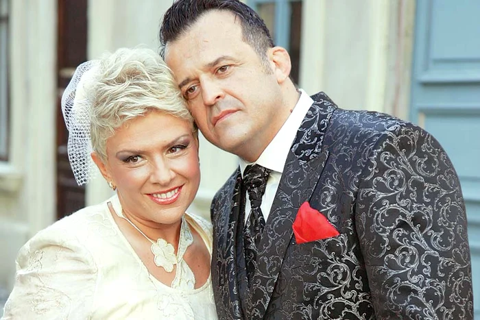 Meniul şi preţurile au rămas încă în geam (Fotografii: Mihai Ionescu)