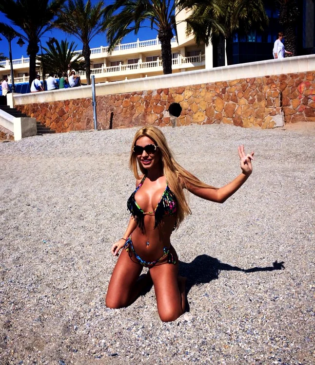 
    Loredana Chivu (foto: facebook)  