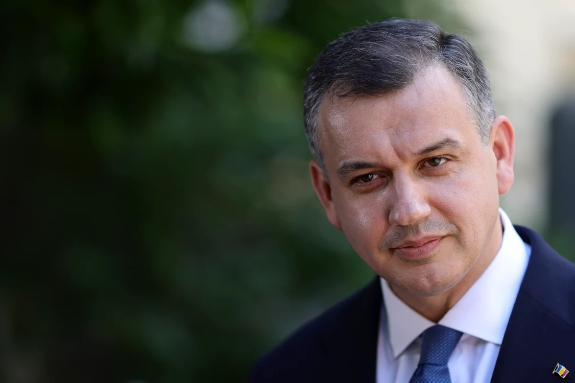 Ministrii propusi îl părăsesc pe Eugen Tomac