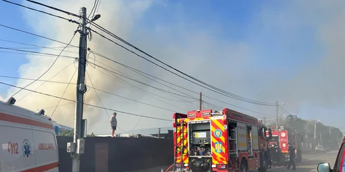 Incendiu la un azil de bătrâni în Tulcea FOTO ISU Tulcea