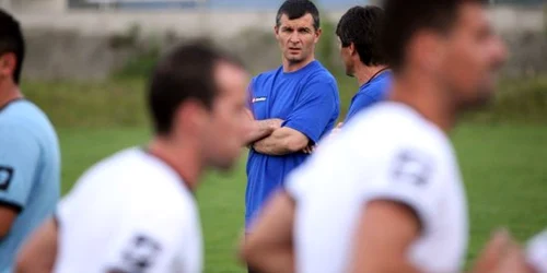 Neluţu Sabău vrea un joc bun din partea elevilor săi