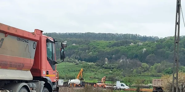 utilaje tronson 5 autostrada sibiu pitesti