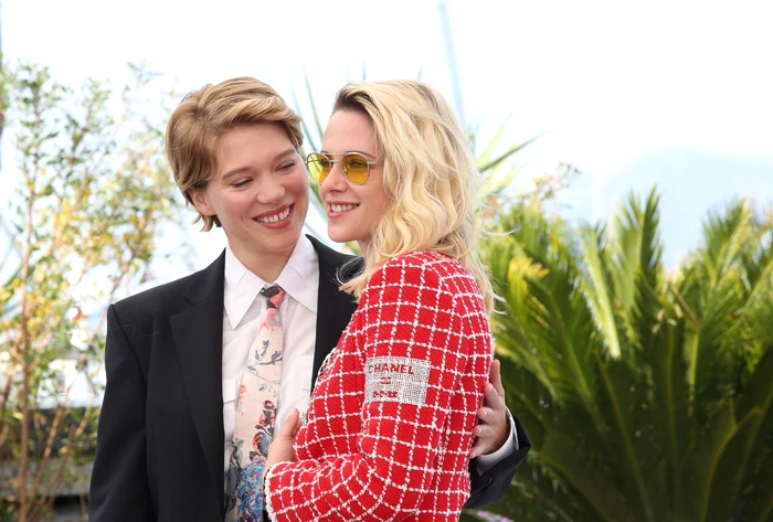 Kristen Stewart si Lea Seydoux Cannes (1) jpg