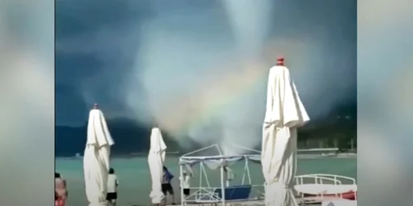 tornada in marea neagra foto captura video 