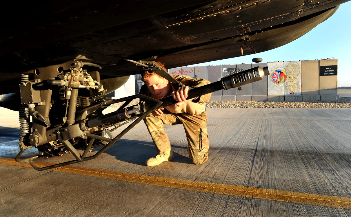 Arma preferată a lui Harry era tunul de 30 mm al elicopterului FOTO Profimedia 