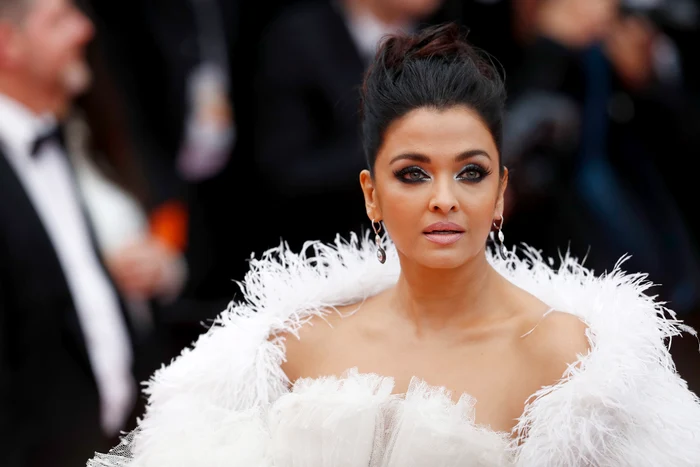 Aishwarya Rai Bachchan, alături de fiica Aaradhya şi soţul Abhishek Bachchanfoto: AFP