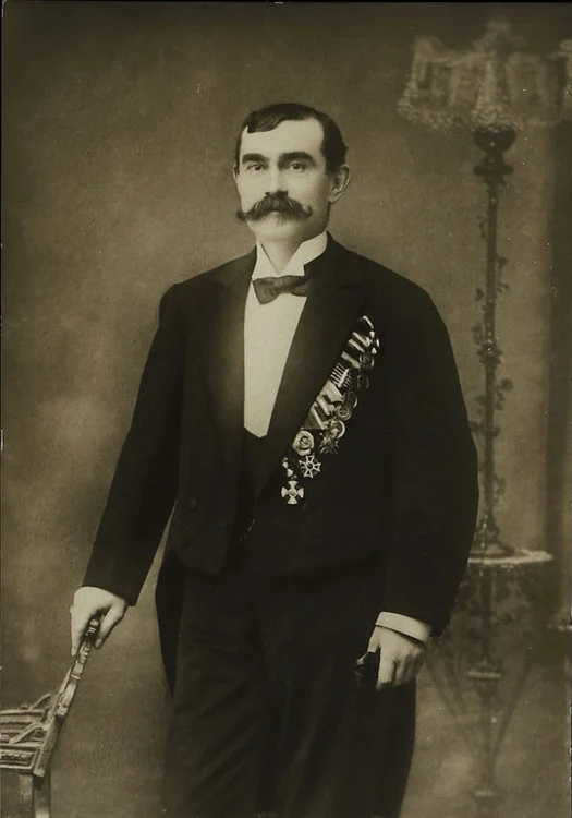  Luigi Cazzavillan