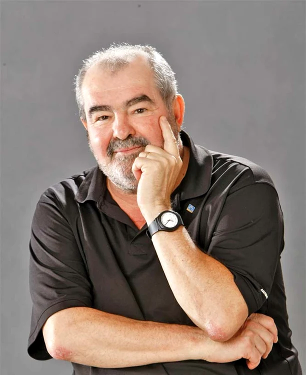 
    George Stanca  