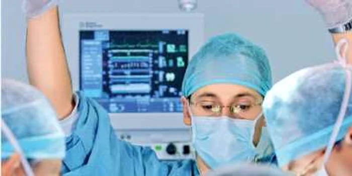 Operaţia a fost realizată cu succes la 50 de pacienţi din întreaga lume