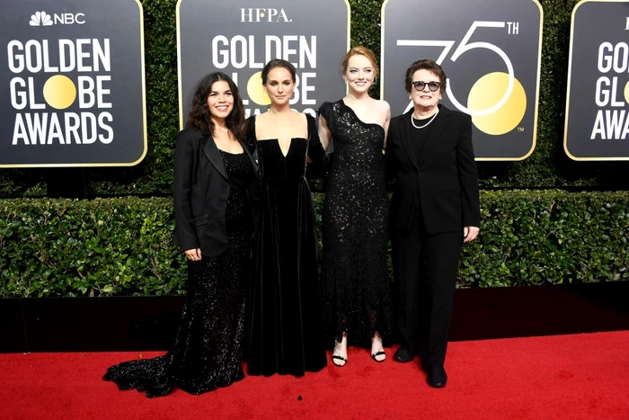 America Ferrera Natalie Portman Emma Stone si fosta tenismena Billie Jean King globurile de aur 2018 foto guliver/getty images